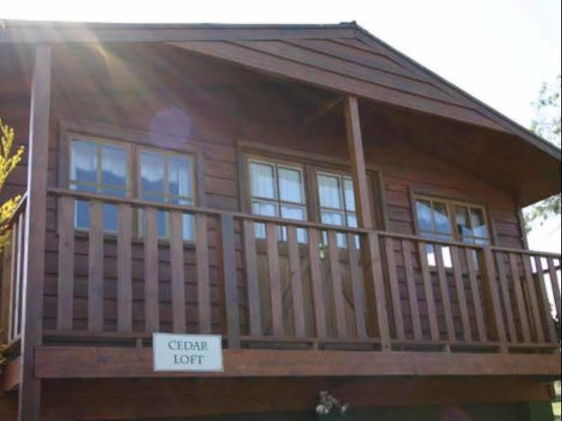 Cedar Cottages Blackmans Bay Exterior photo