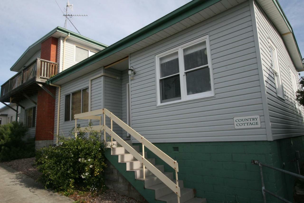 Cedar Cottages Blackmans Bay Exterior photo
